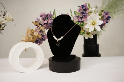 ✨ Elegant Black Clover Pearl Jewelry Set (Necklace, Earrings & Ring)
